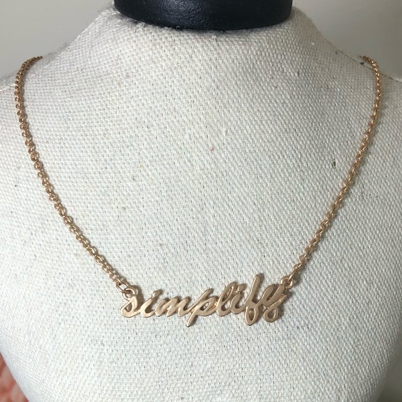 💖 NWT Simplify Script Gold Necklace - Picture 2 of 4